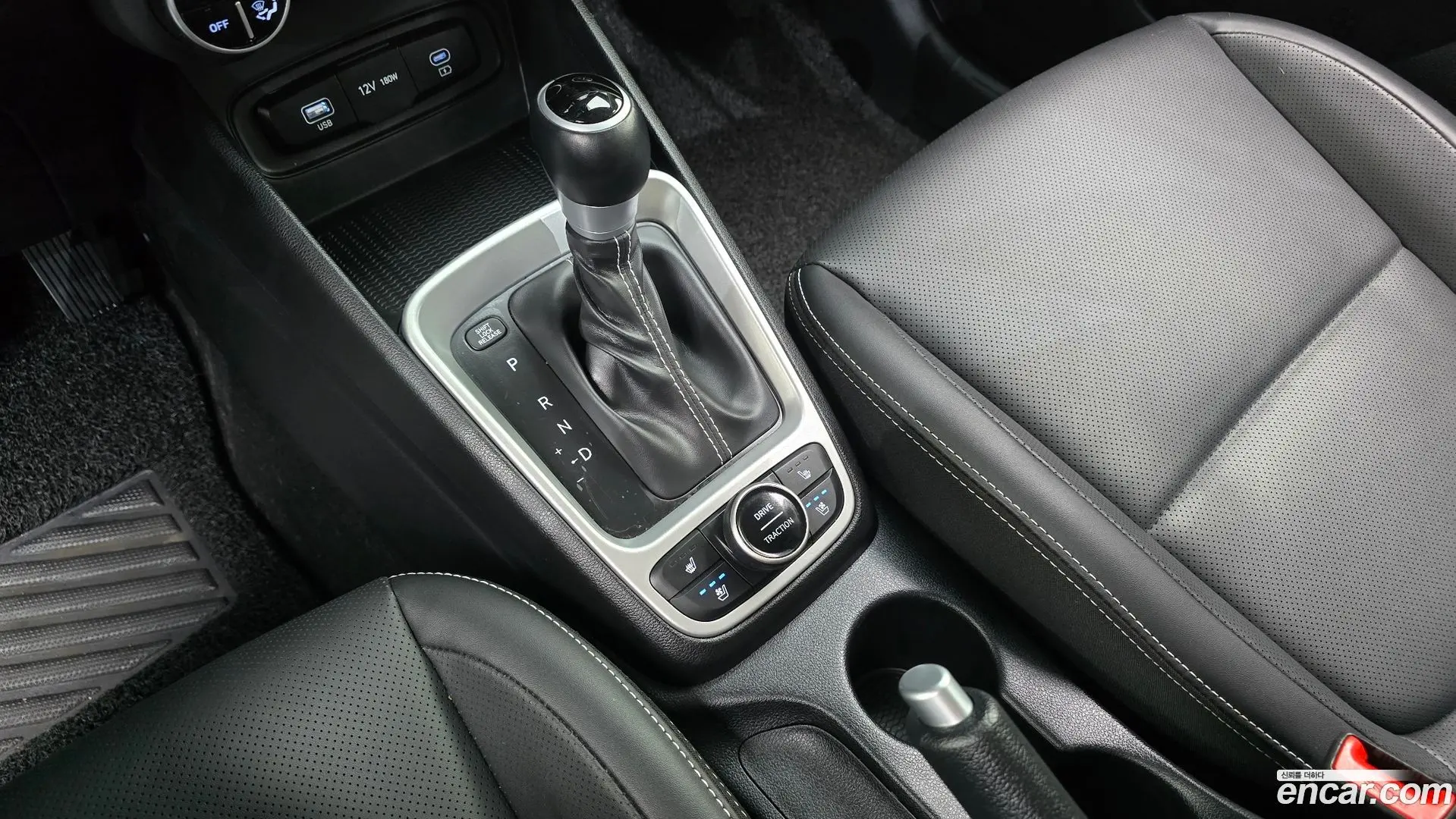 Hyundai Venue 1,6 Premium 2022