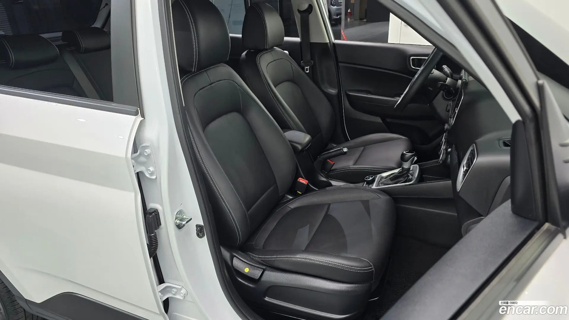 Hyundai Venue 1,6 Premium 2022