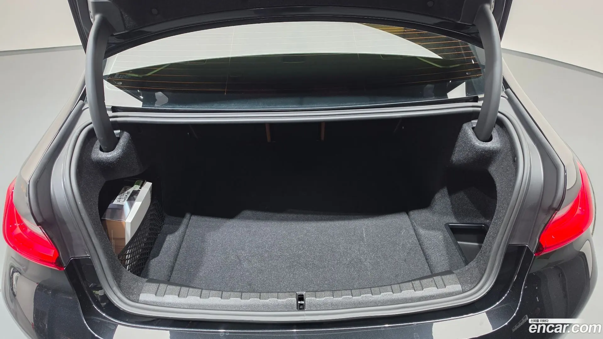 BMW 3-Series 320i M Sport 2023