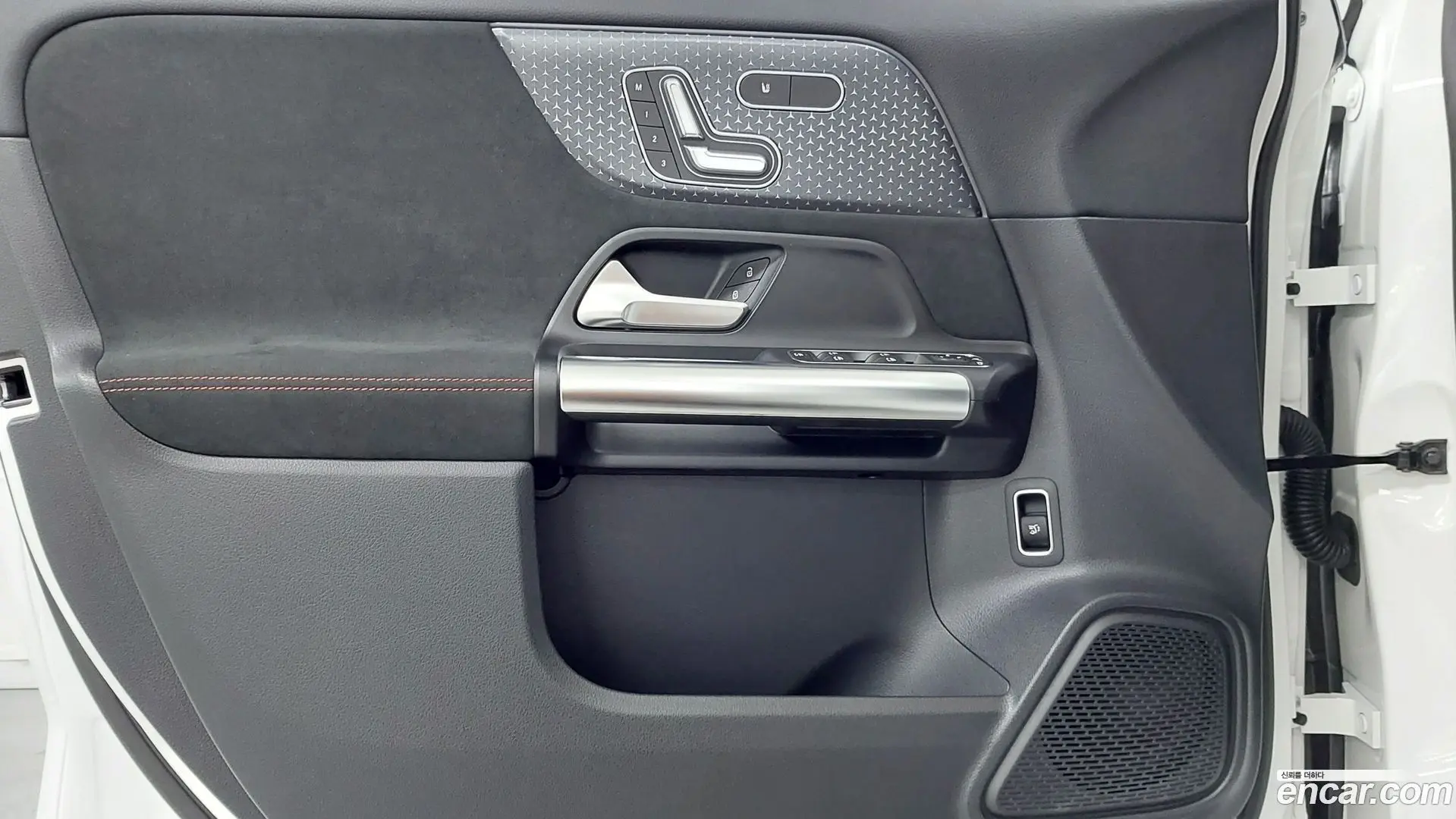 Mercedes-Benz GLA-Class GLA250 4MATIC 2023