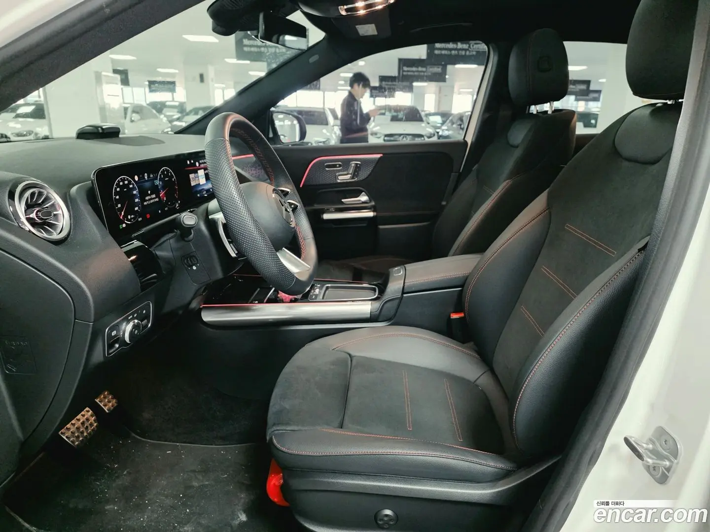 Mercedes-Benz GLA-Class GLA250 4MATIC 2023