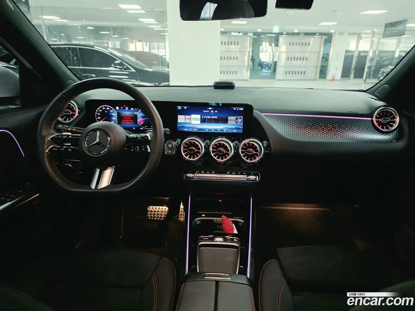 Mercedes-Benz GLA-Class GLA250 4MATIC 2023