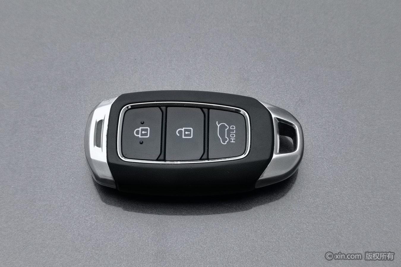 Hyundai 2020 380 TGDi DLX Auto 2WD Smart Premium PLUS