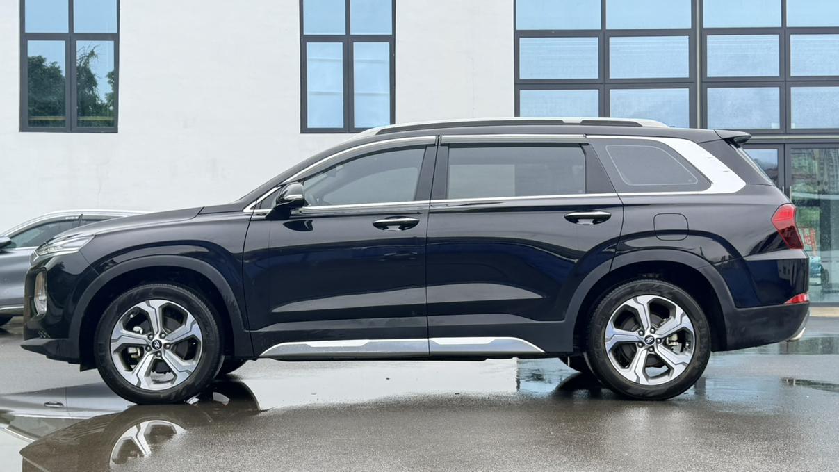 Hyundai 2020 380 TGDi DLX Auto 2WD Smart Premium PLUS