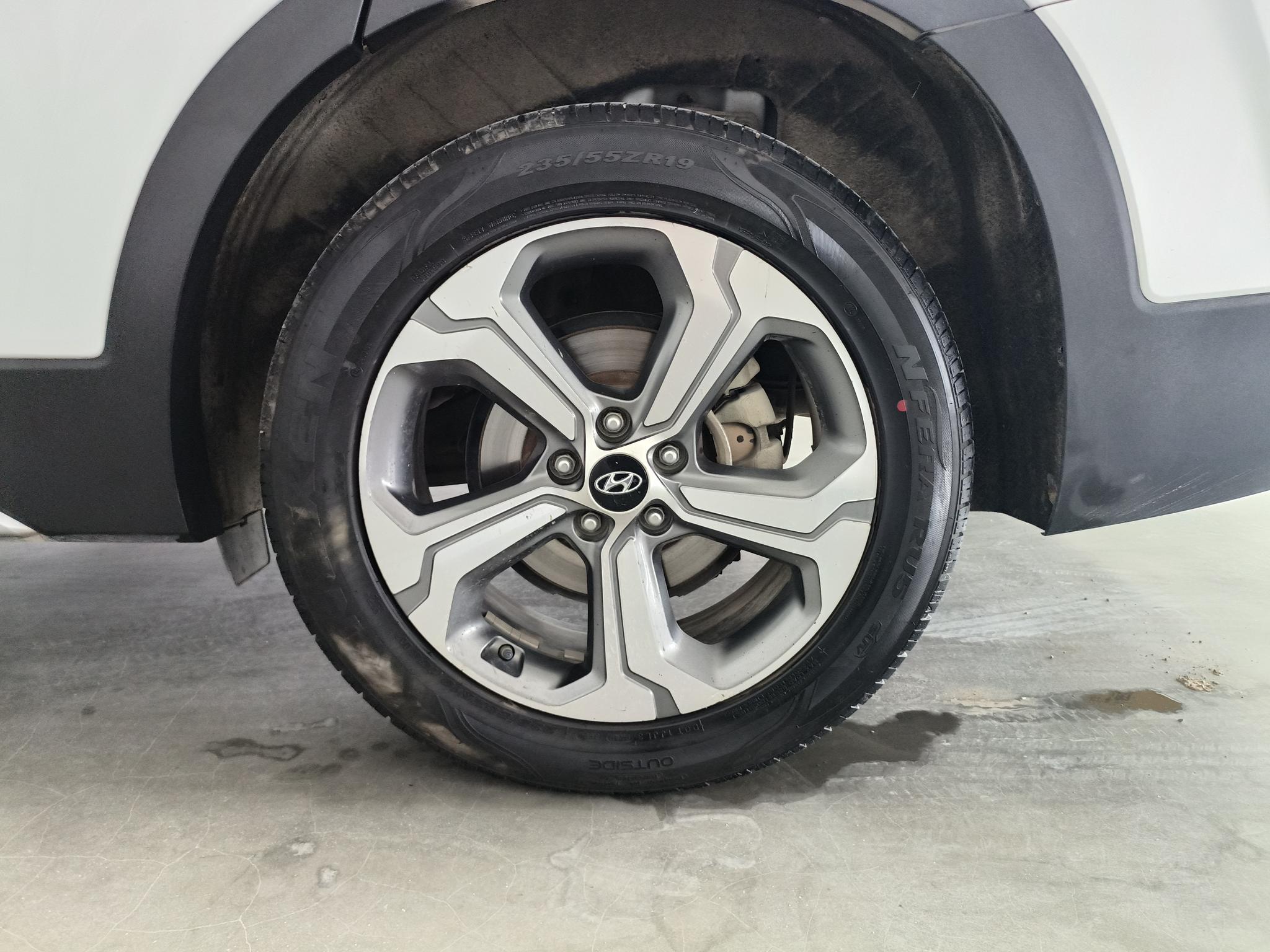 Hyundai 2019 380 TGDi DLX Auto 4WD Smart Premium (HTRAC) China V