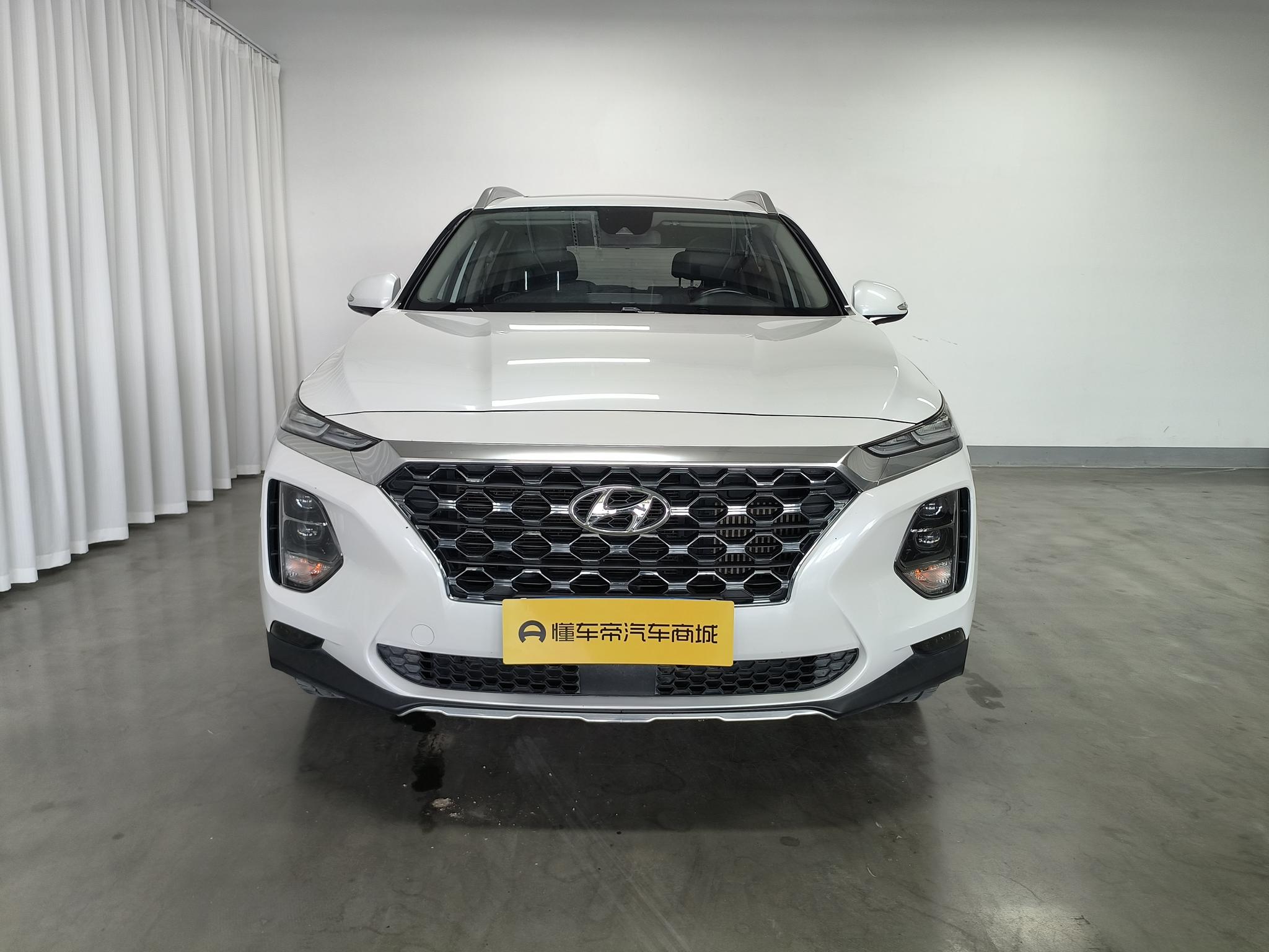 Hyundai 2019 380 TGDi DLX Auto 4WD Smart Premium (HTRAC) China V