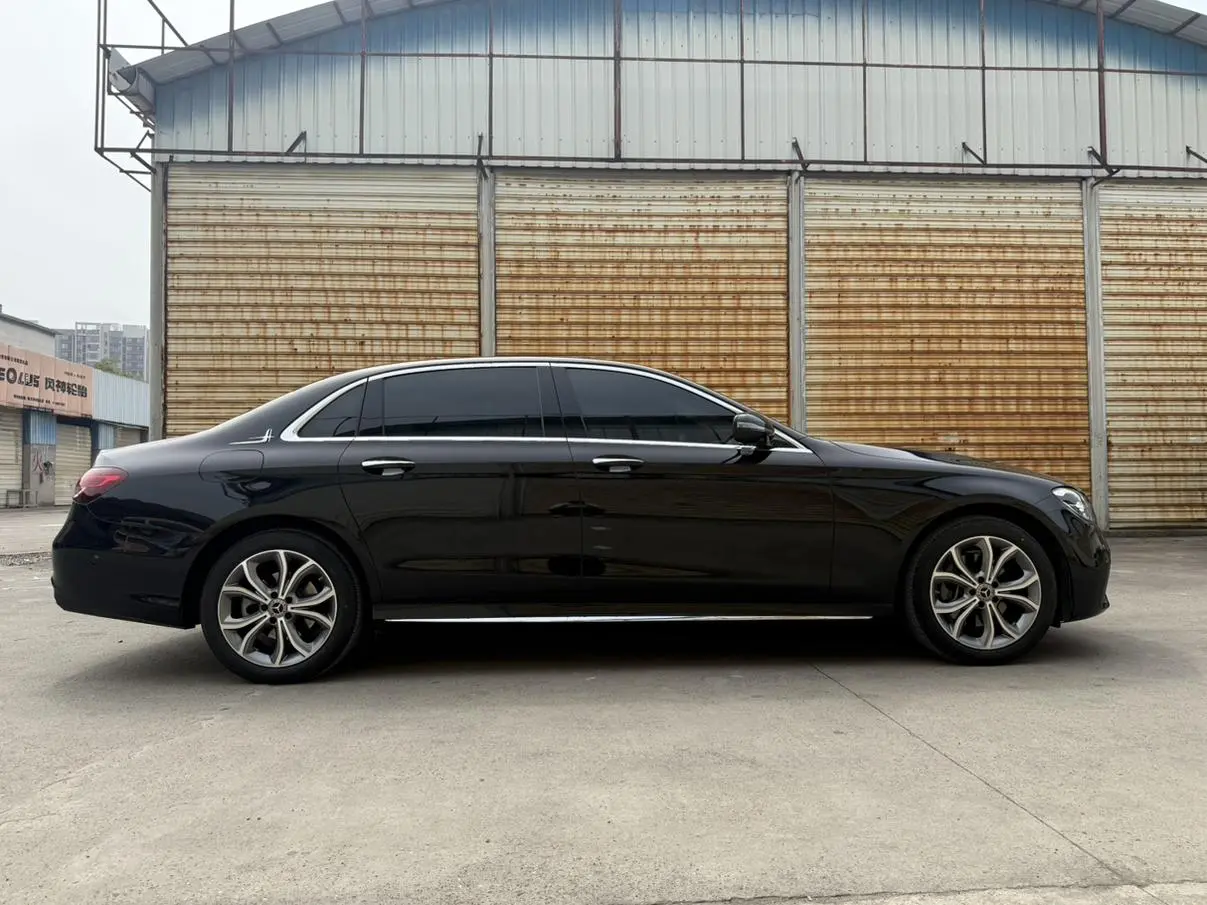 Mercedes-Benz E Class 2022 Facelift E 300 L Fashion Sport Sedan