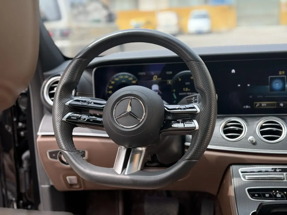 Mercedes-Benz E Class 2022 Facelift E 300 L Fashion Sport Sedan