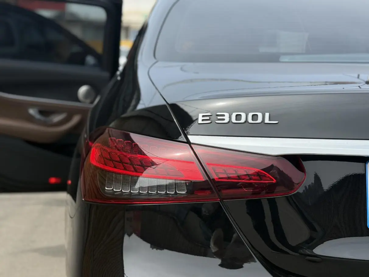 Mercedes-Benz E Class 2022 Facelift E 300 L Fashion Sport Sedan