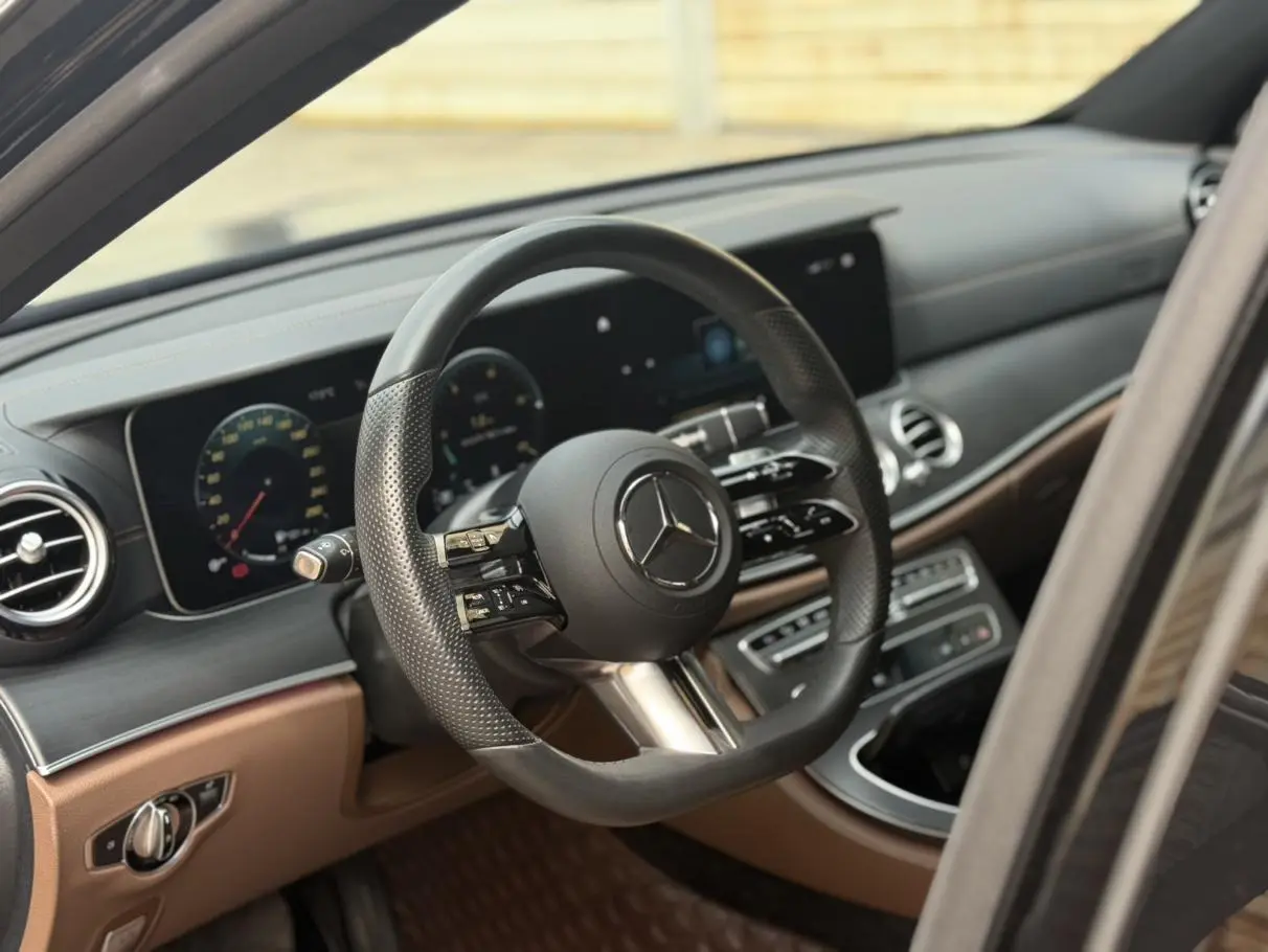 Mercedes-Benz E Class 2022 Facelift E 300 L Fashion Sport Sedan