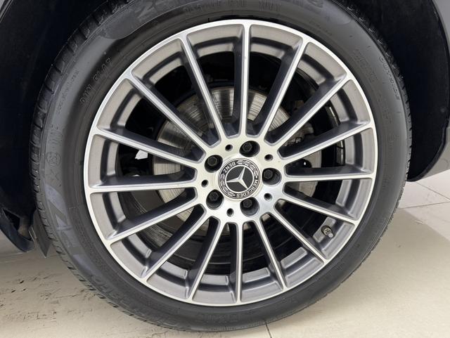 Mercedes-Benz E Class 2022 E 300 L Luxury Sedan