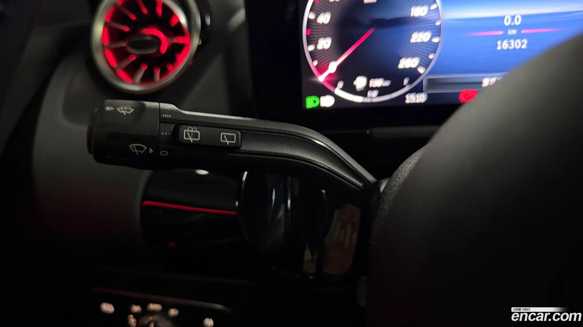 Mercedes-Benz GLA-Class GLA250 4MATIC 2023