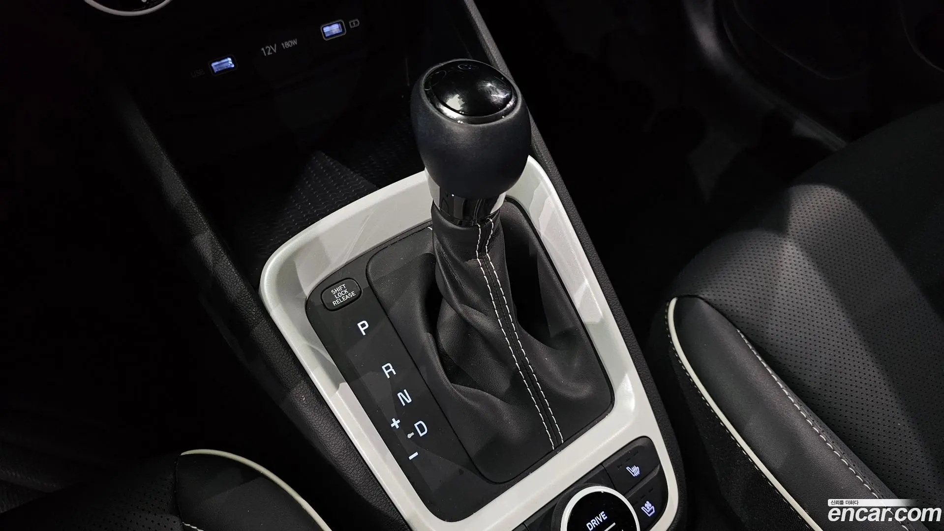 Hyundai Venue 1.6 Flux 2019