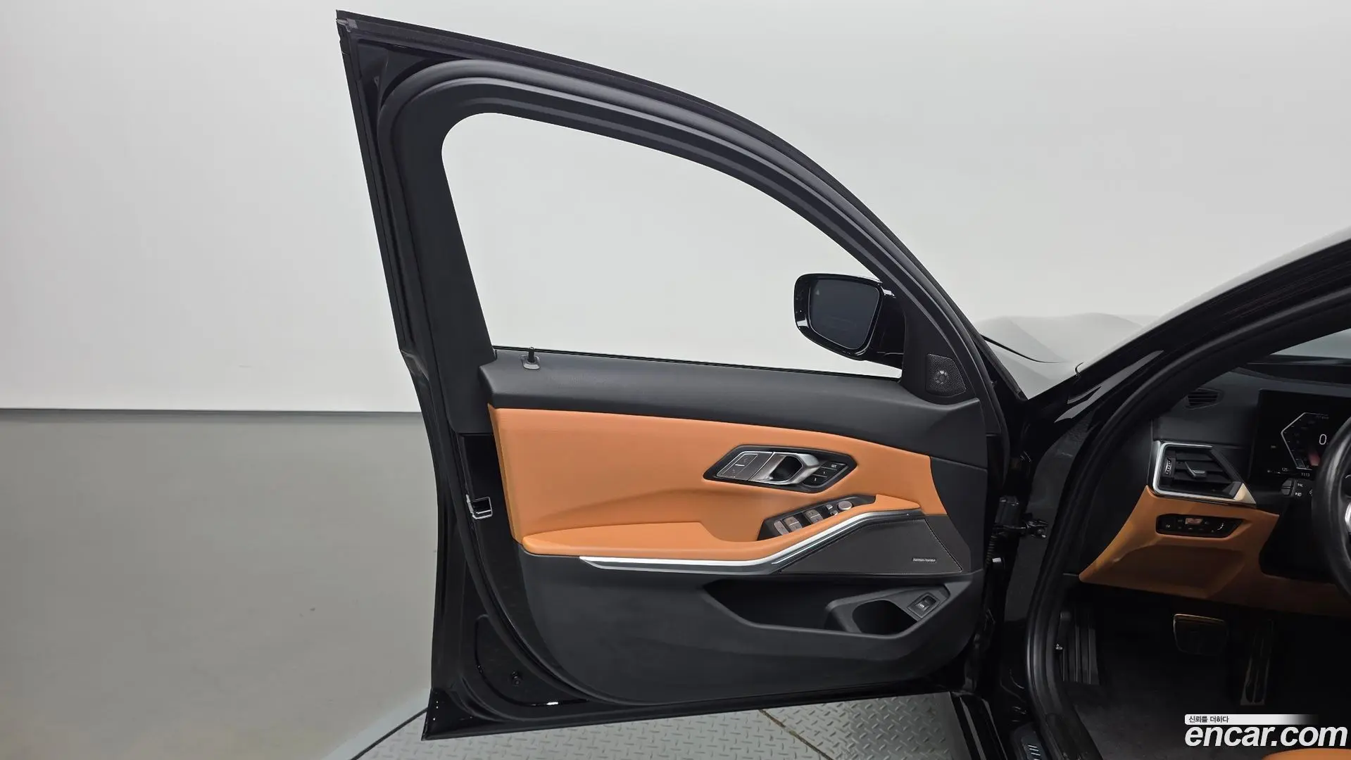BMW 3-Series 320i M Sport 2023