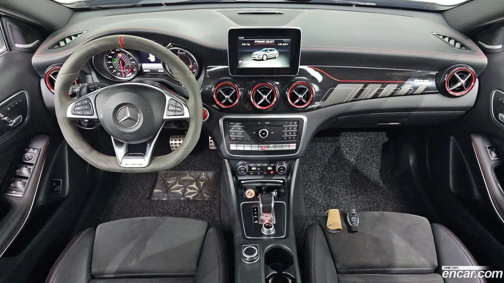 Mercedes-Benz GLA-Class GLA45 AMG 4MATIC 2017