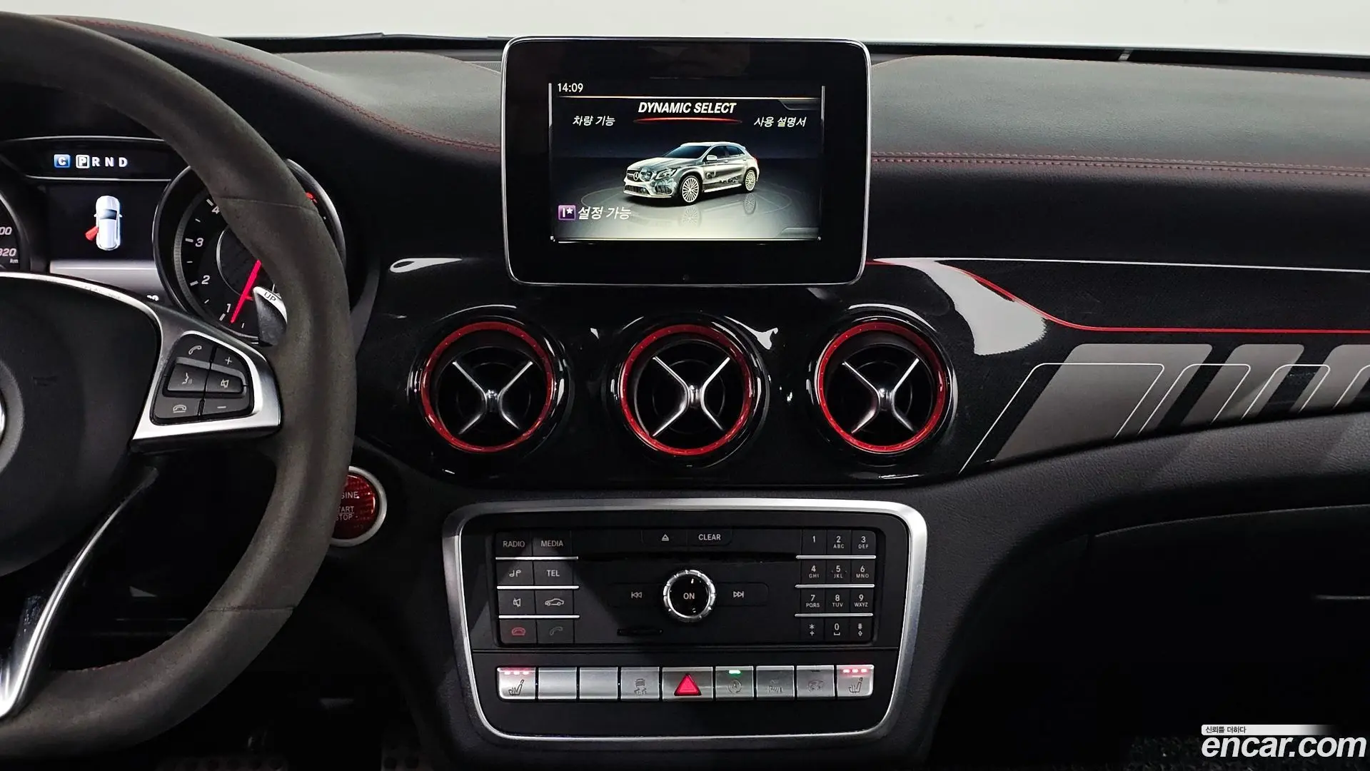 Mercedes-Benz GLA-Class GLA45 AMG 4MATIC 2017