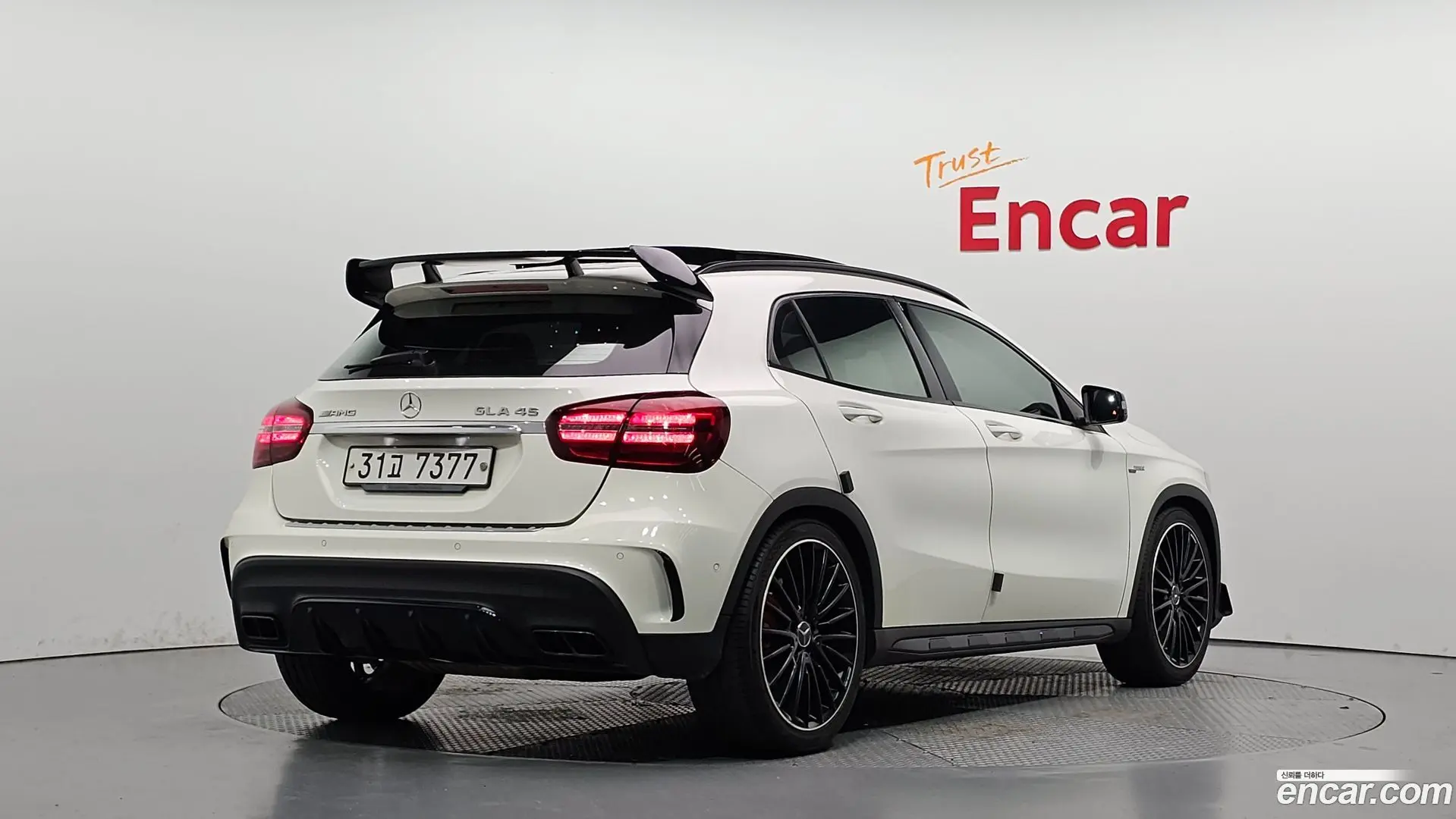 Mercedes-Benz GLA-Class GLA45 AMG 4MATIC 2017