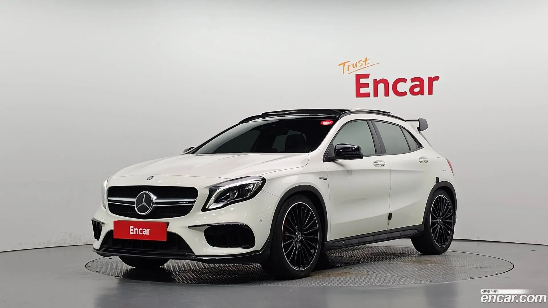 Mercedes-Benz GLA-Class GLA45 AMG 4MATIC 2017