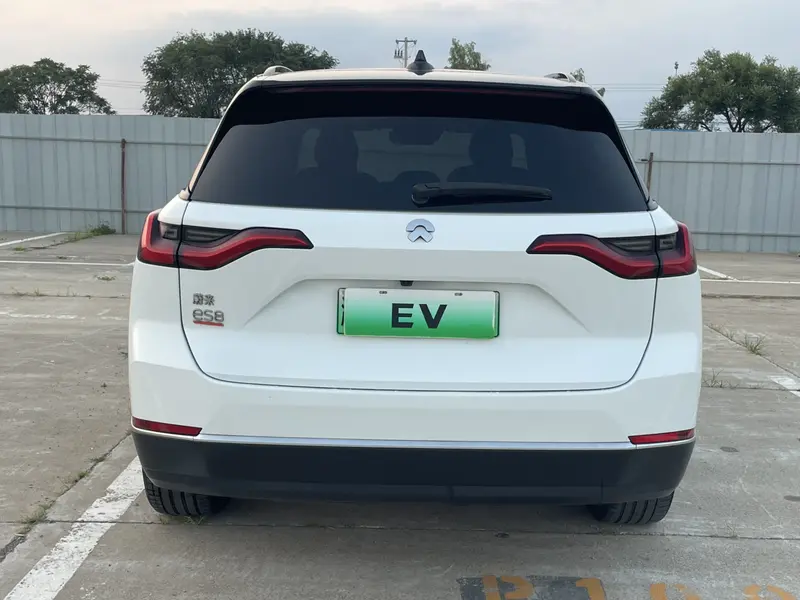NIO ES8 2020 model 580KM baseline version seven seats