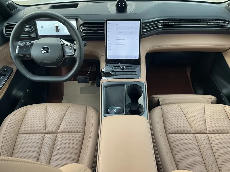 NIO ES8 2020 model 580KM baseline version seven seats