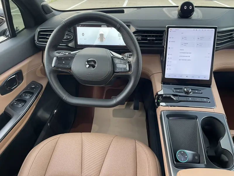 NIO ES8 2020 model 580KM baseline version seven seats