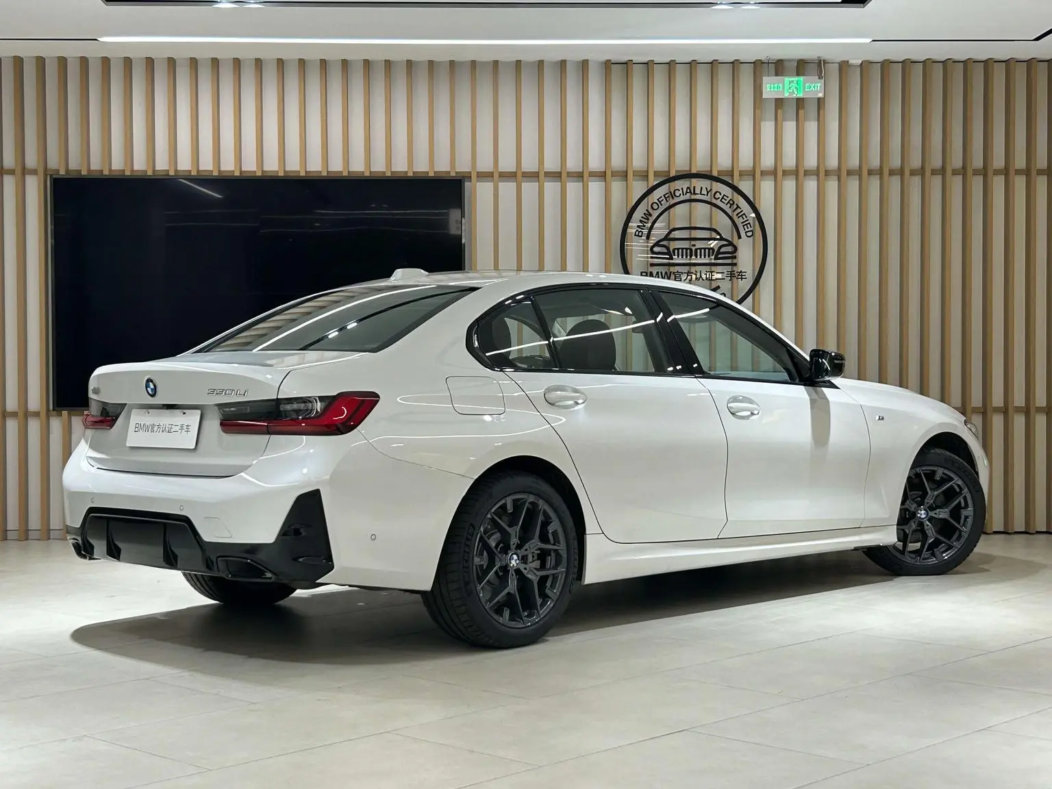 BMW 3 Series 2025 330Li M Sport Shadow Night Package