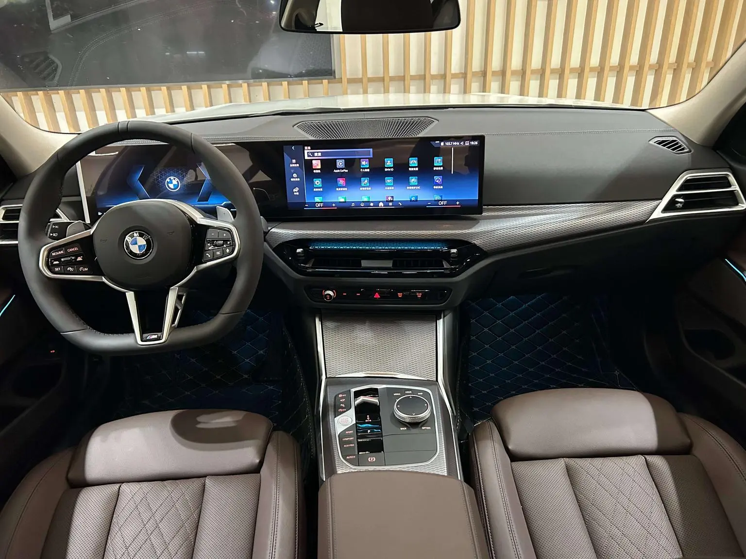 BMW 3 Series 2025 330Li M Sport Shadow Night Package