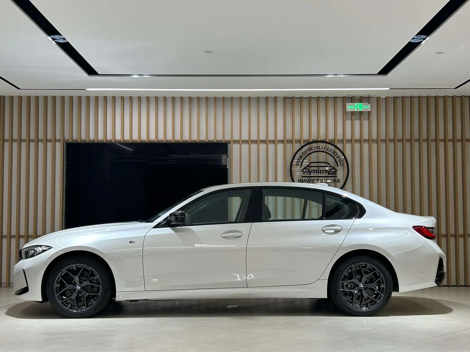 BMW 3 Series 2025 330Li M Sport Shadow Night Package