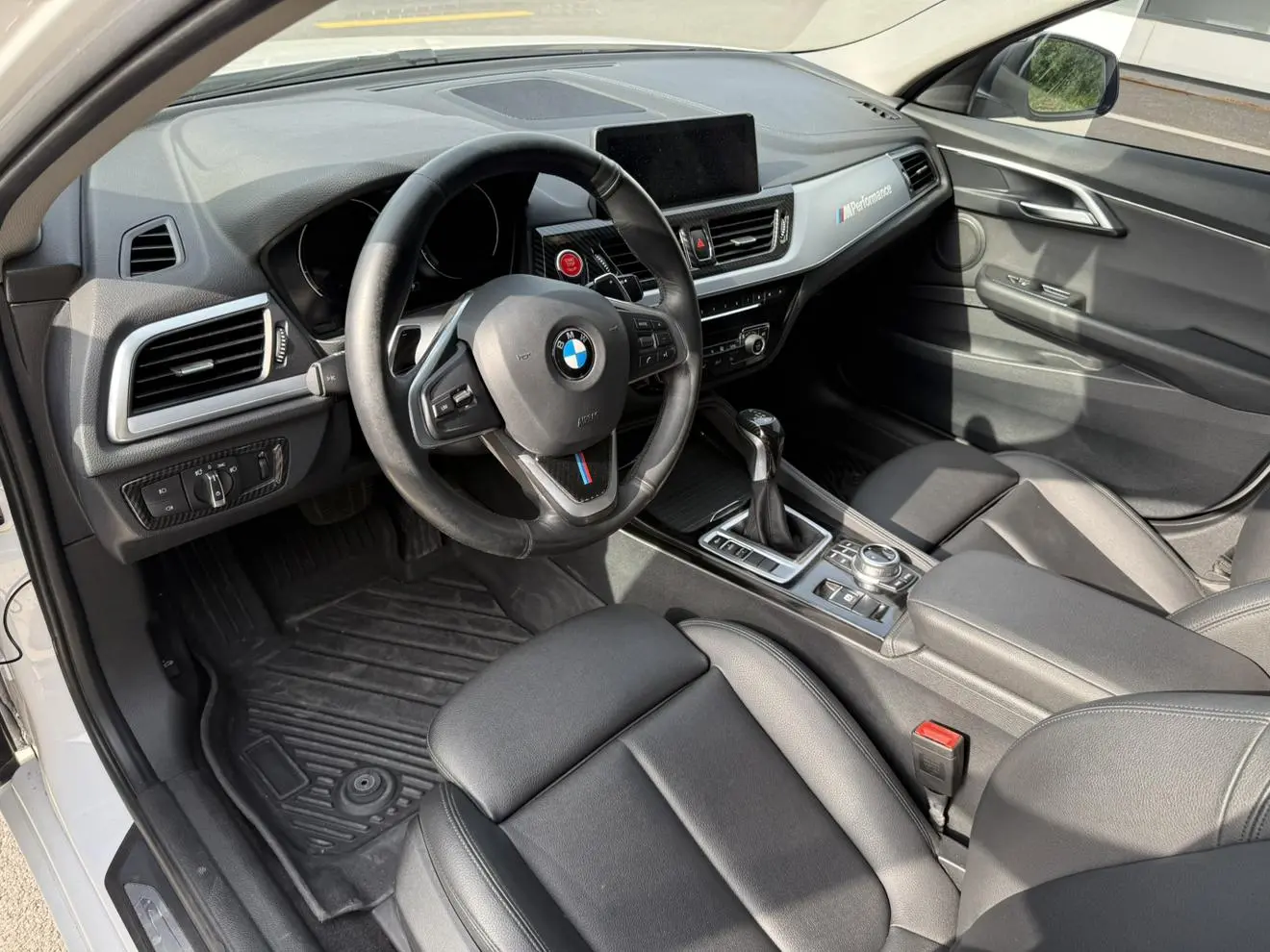 BMW 1 Series 2018 120i Design Package