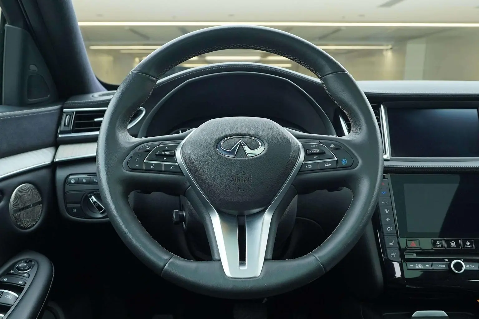 Infiniti QX50 2022 2.0T 4WD Flagship