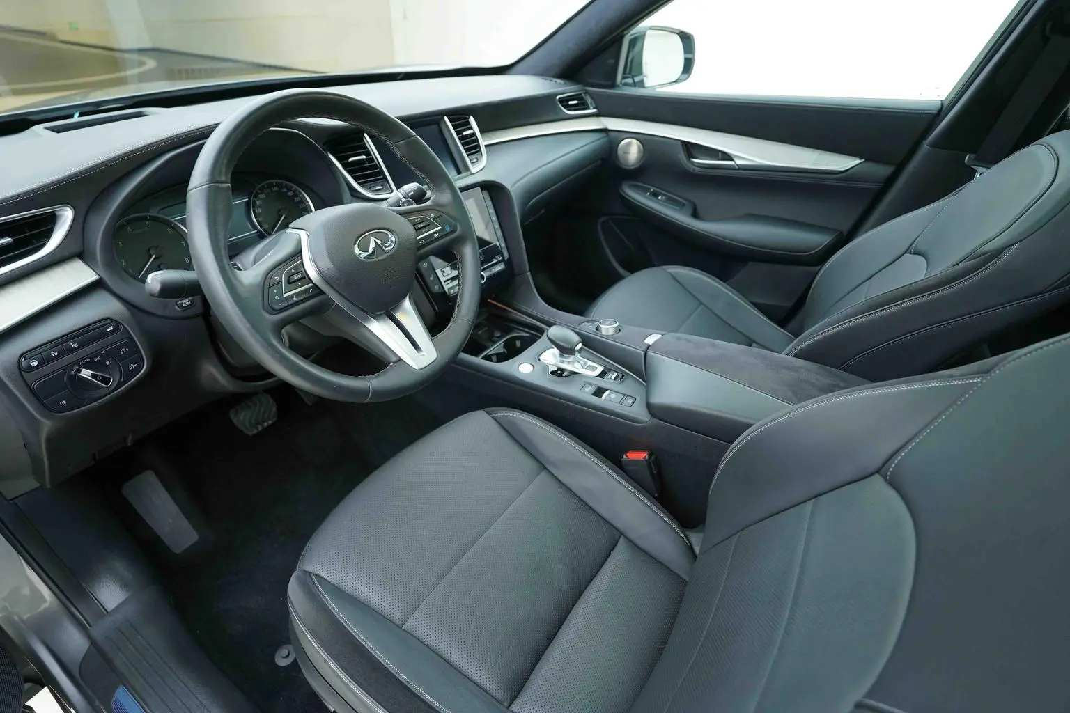 Infiniti QX50 2022 2.0T 4WD Flagship