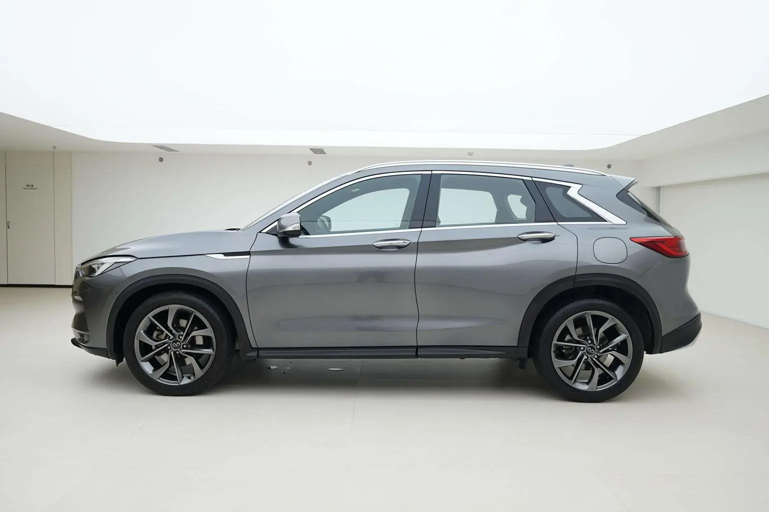 Infiniti QX50 2022 2.0T 4WD Flagship