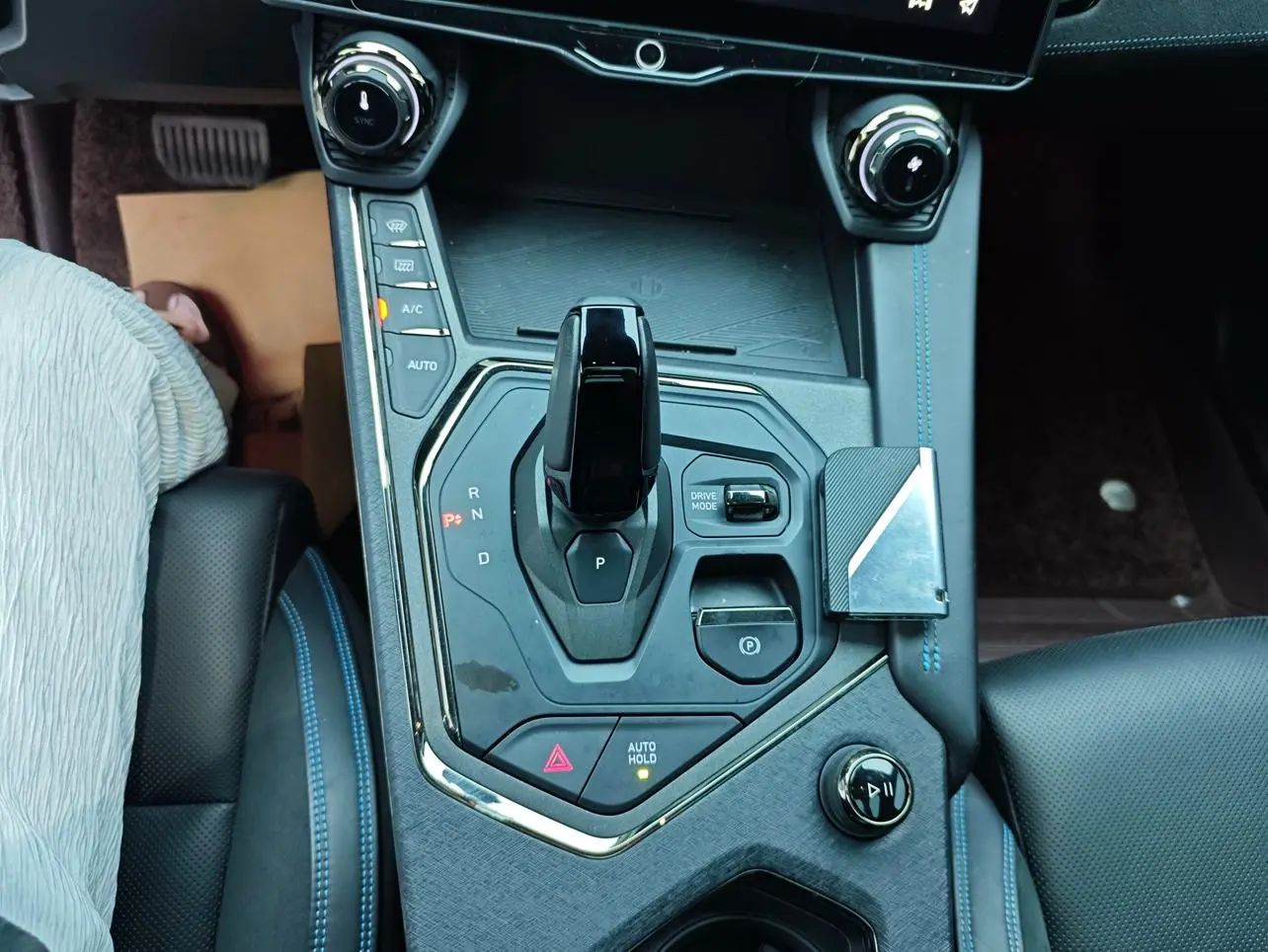 Lynk & Co 05 EM-P 2021 PHEV 1.5TD HALO