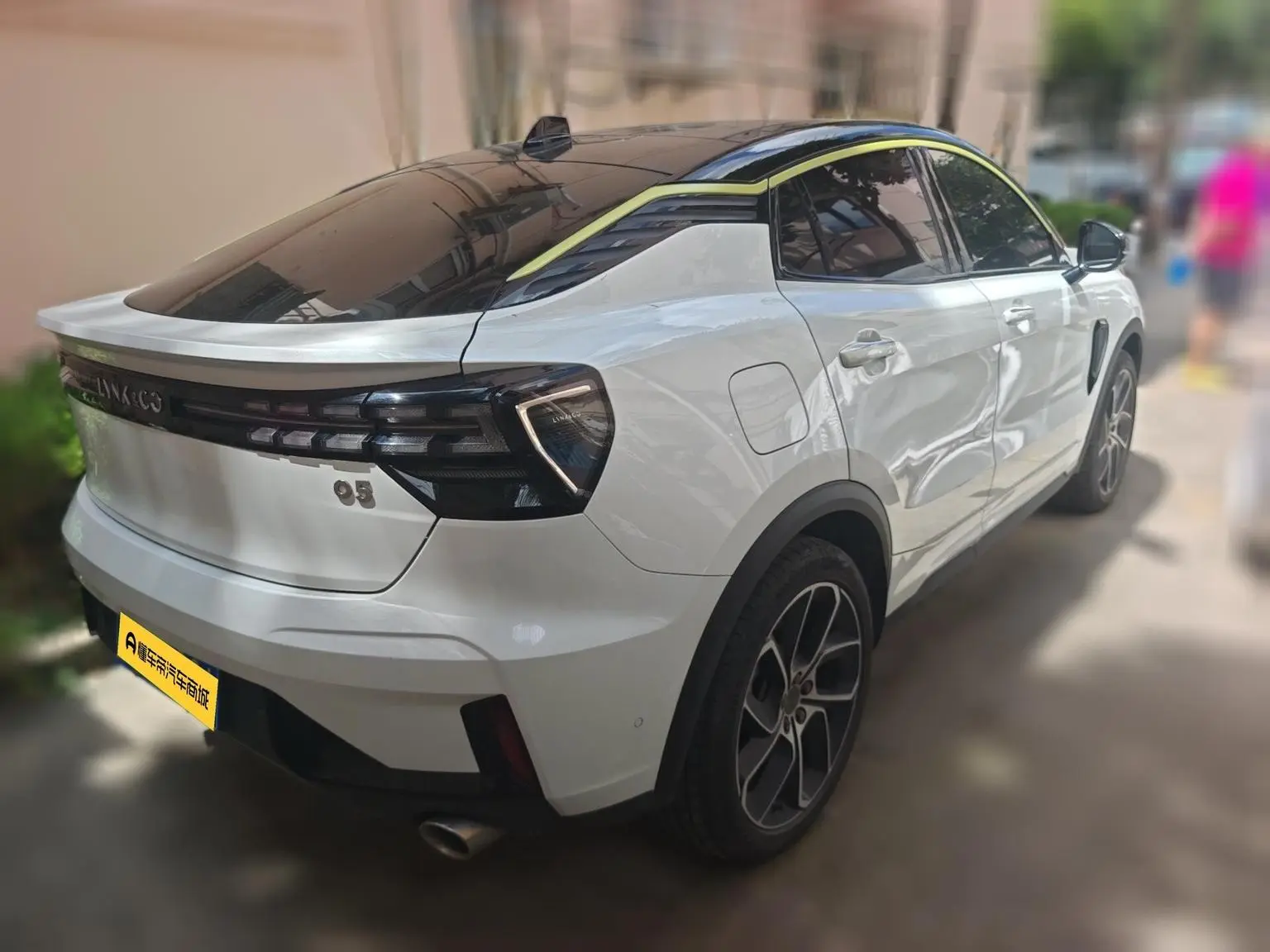 Lynk & Co 05 2022 2.0TD 2WD Shine Halo