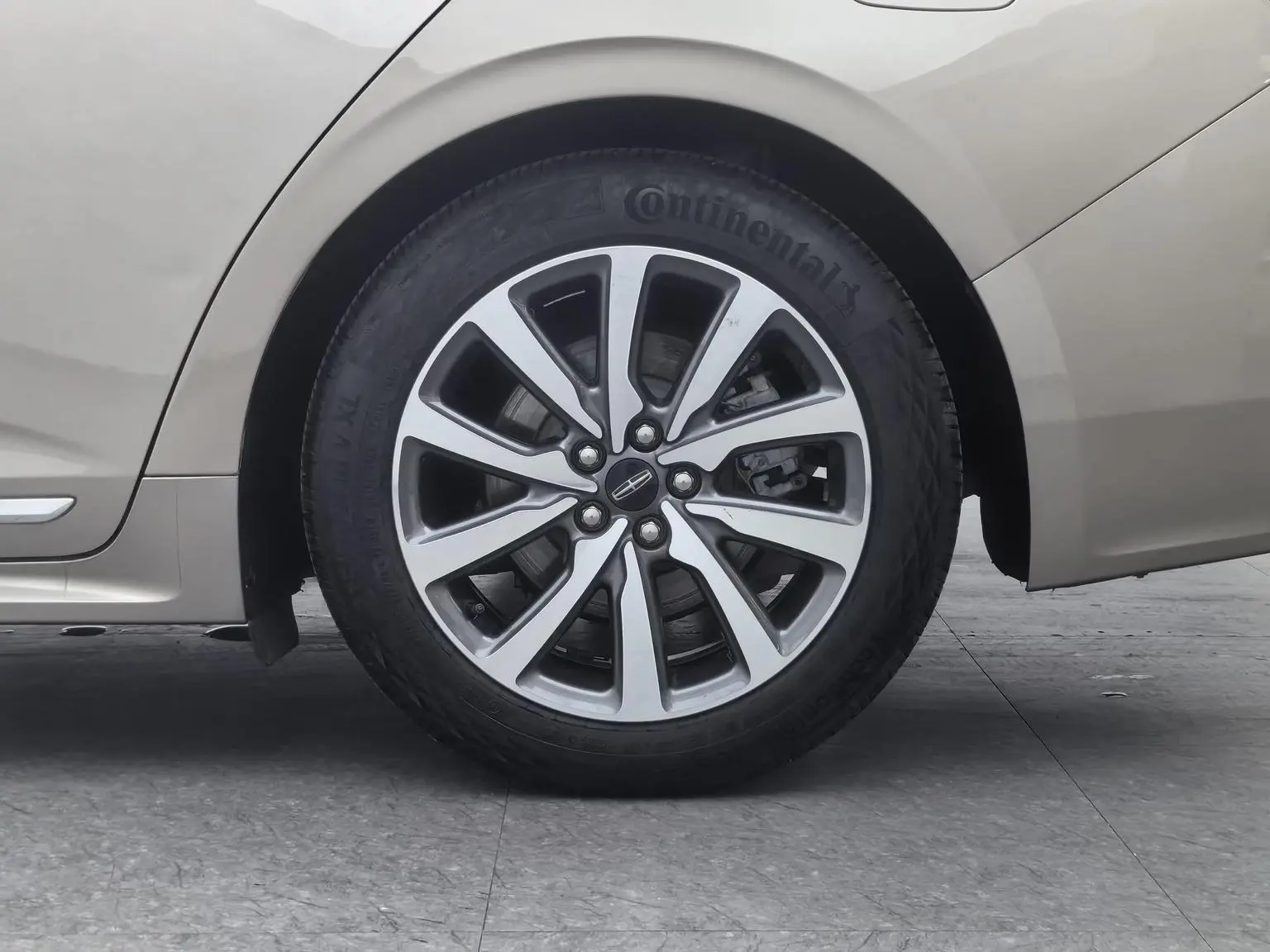 Lincoln Da 2018 2.0T 2WD Premium Plus