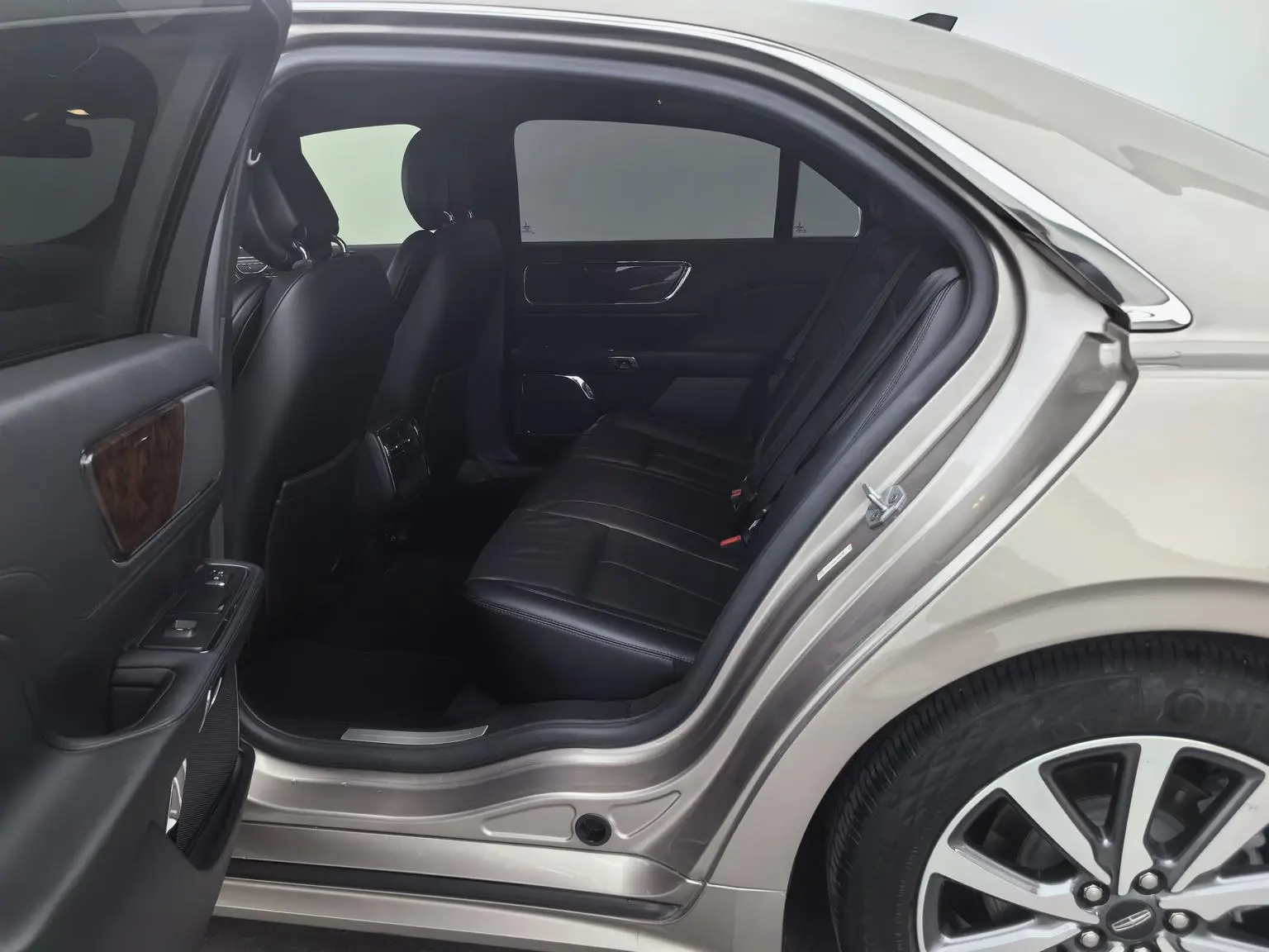 Lincoln Da 2018 2.0T 2WD Premium Plus