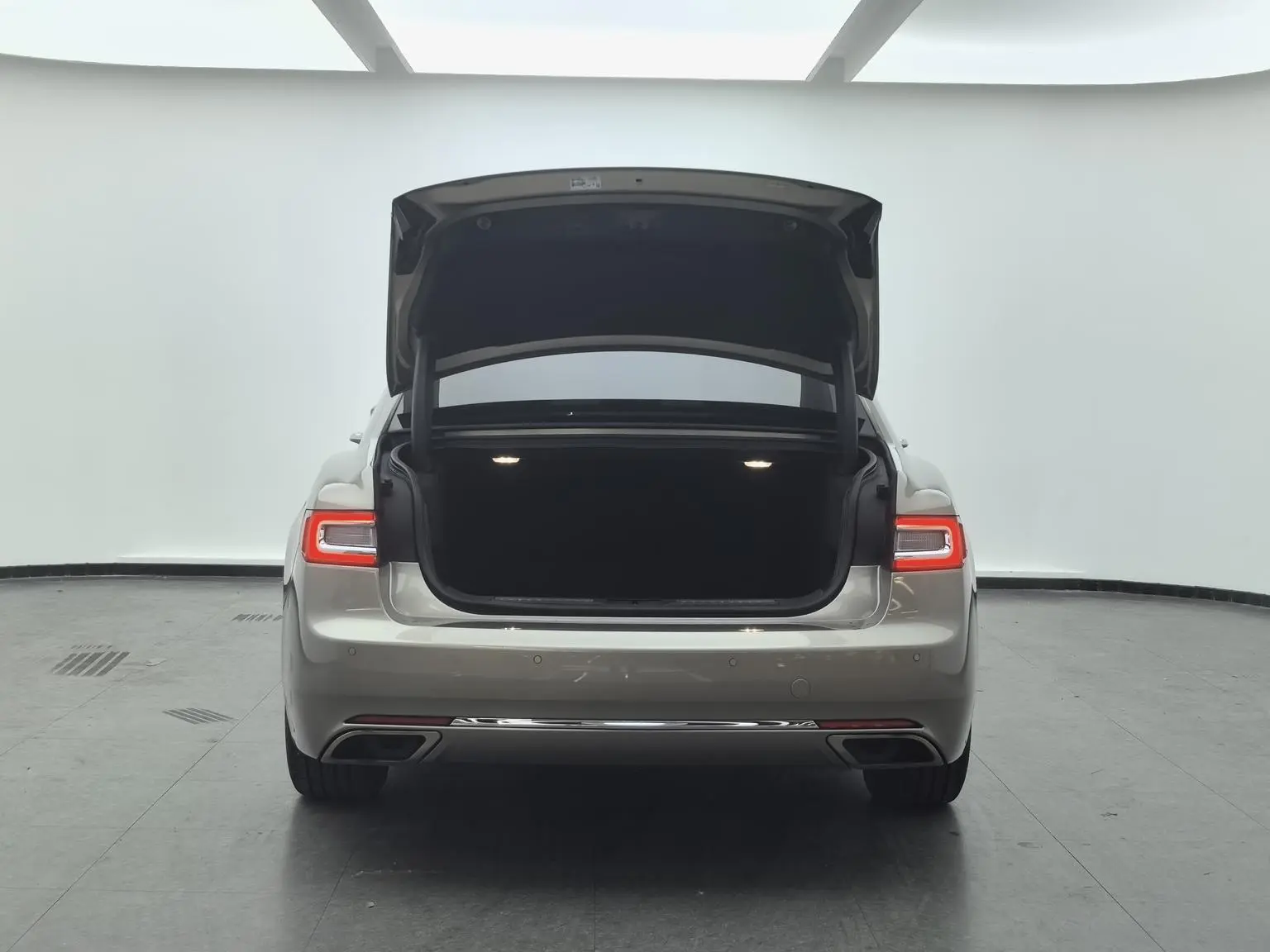 Lincoln Da 2018 2.0T 2WD Premium Plus