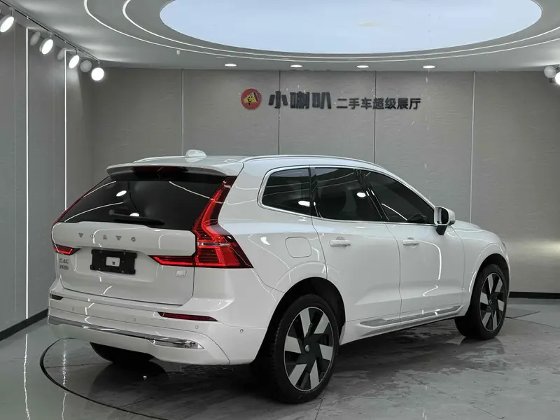 Volvo XC60 PHEV 2024 T8 four-wheel drive long range Zhiyuan luxury version