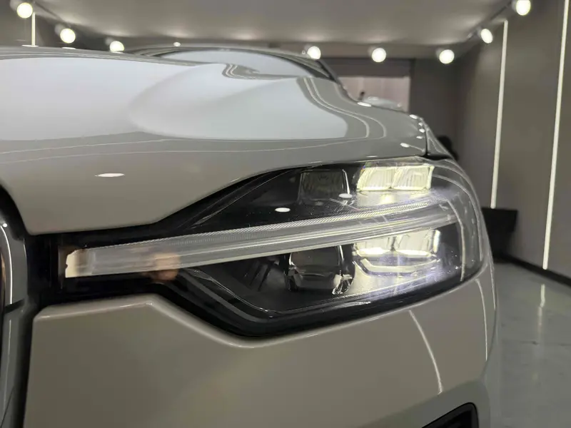 Volvo XC60 PHEV 2024 T8 four-wheel drive long range Zhiyuan luxury version