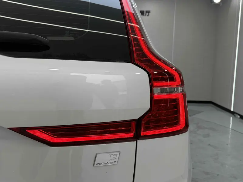 Volvo XC60 PHEV 2024 T8 four-wheel drive long range Zhiyuan luxury version