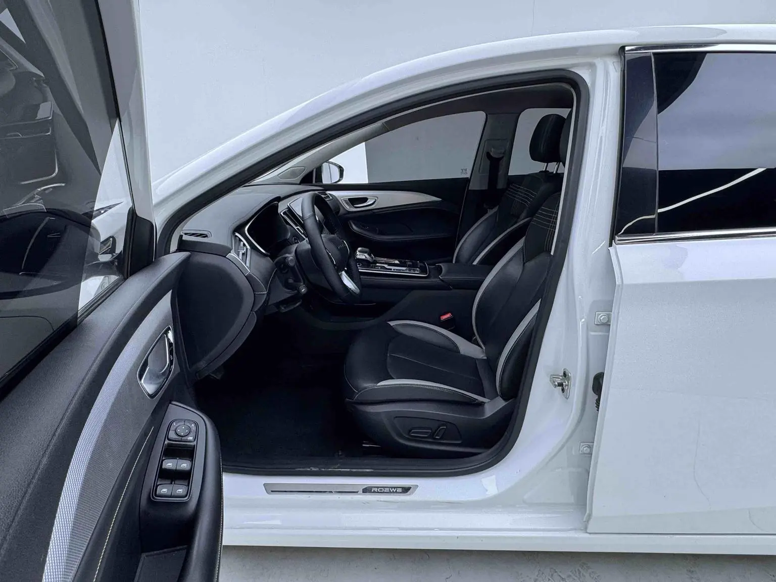Roewe ei6 MAX 2020 1.5T PHEV