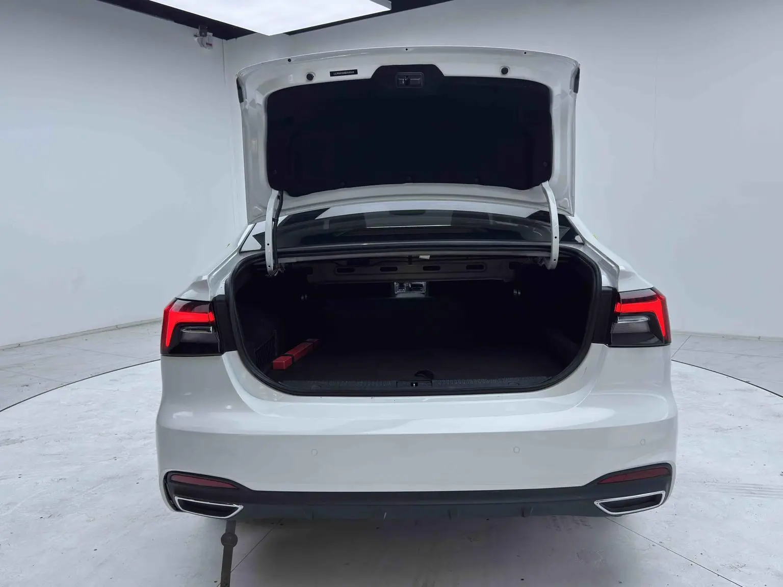 Roewe ei6 MAX 2020 1.5T PHEV