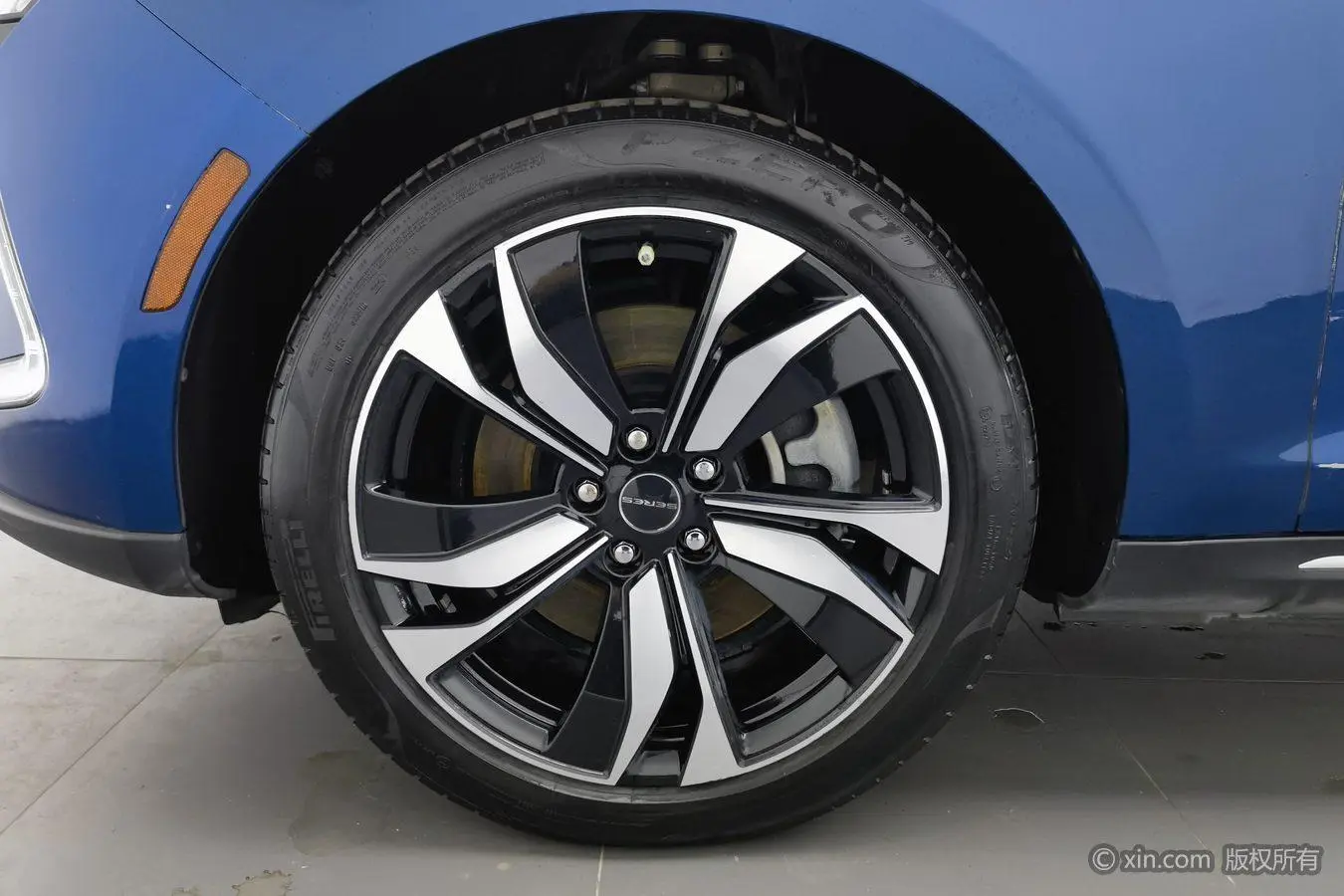 SERES SF5 2021 4WD Freedom