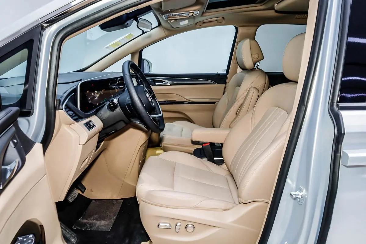 Buick GL8 PHEV 2025 1.5T Premium Plus