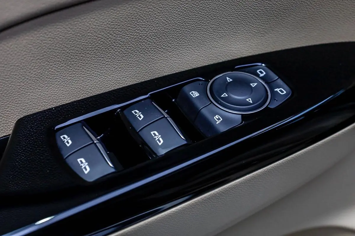 Buick GL8 PHEV 2025 1.5T Premium Plus