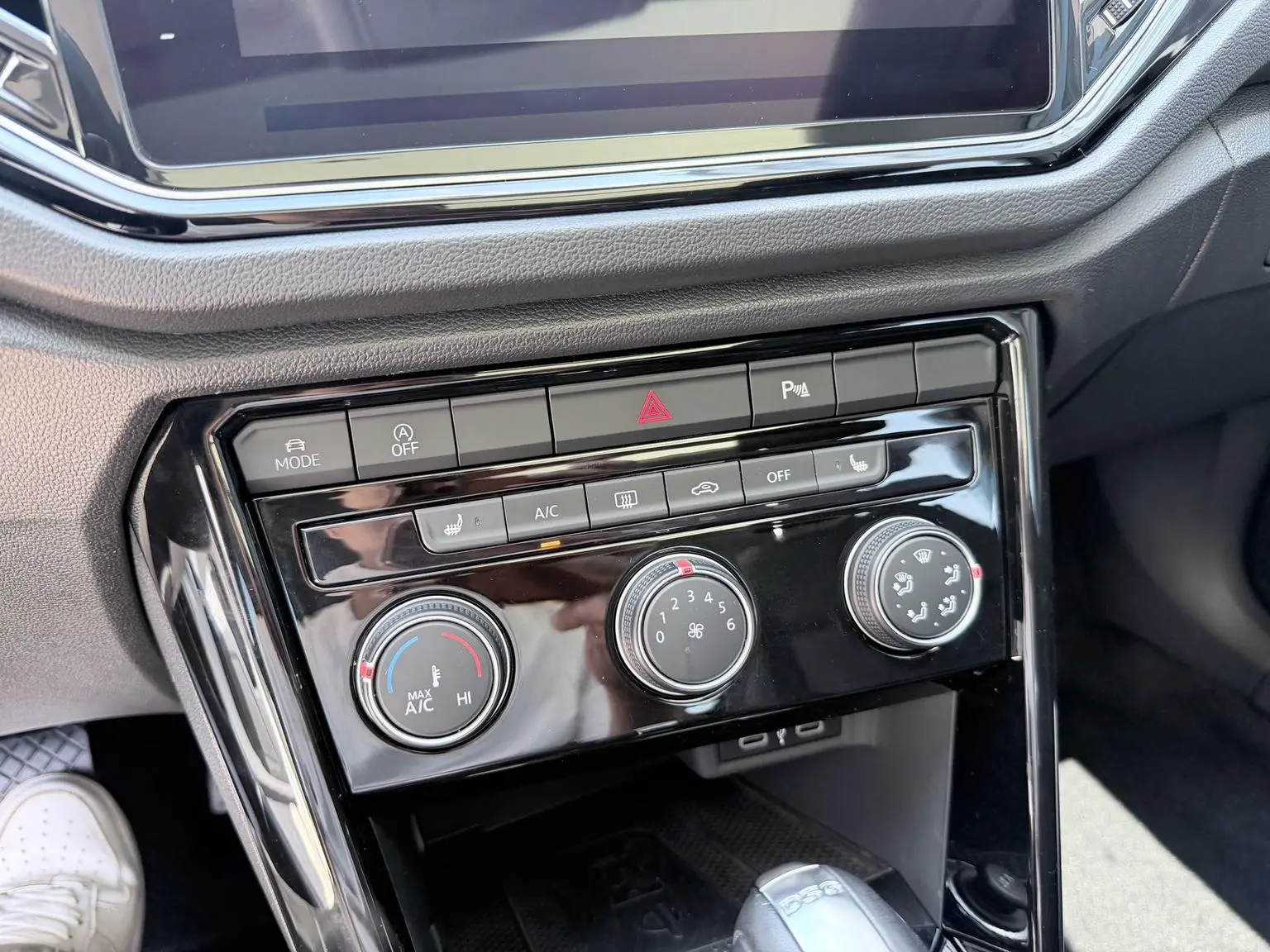 Volkswagen T-Roc 2022 280TSI DSG 2WD PLUS