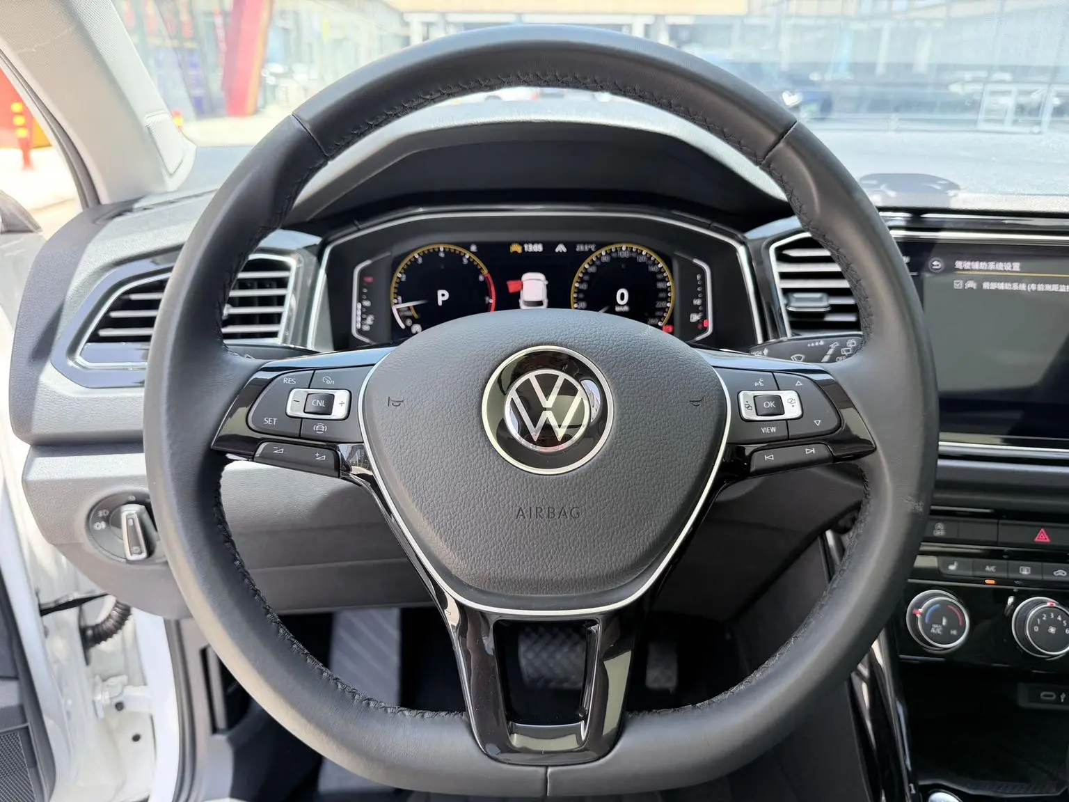 Volkswagen T-Roc 2022 280TSI DSG 2WD PLUS