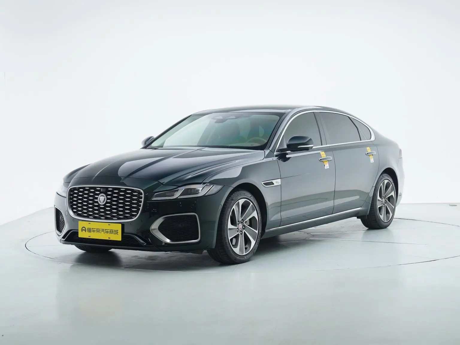 Jaguar XFL 2021 2.0T P200 2WD Luxury