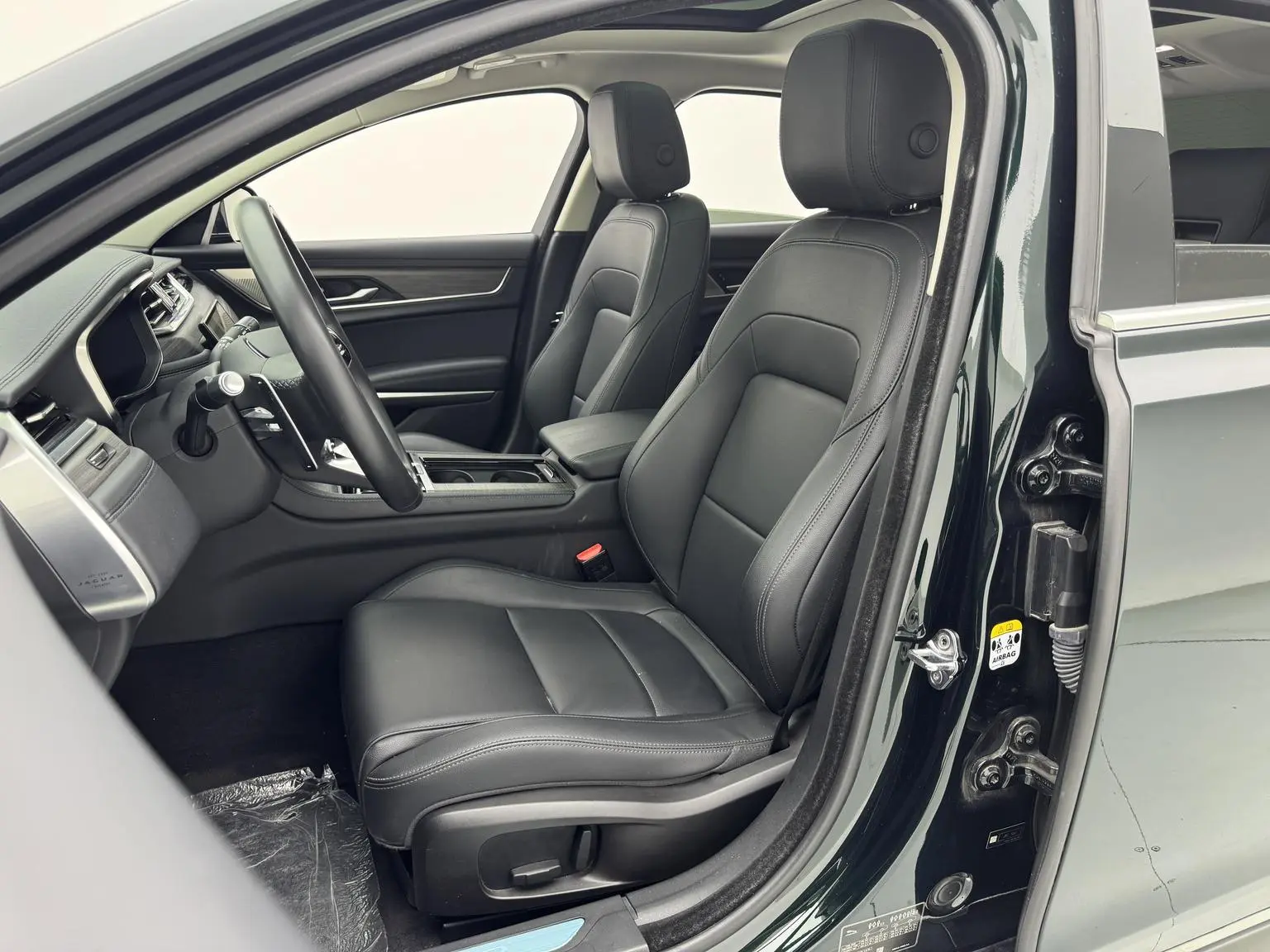 Jaguar XFL 2021 2.0T P200 2WD Luxury