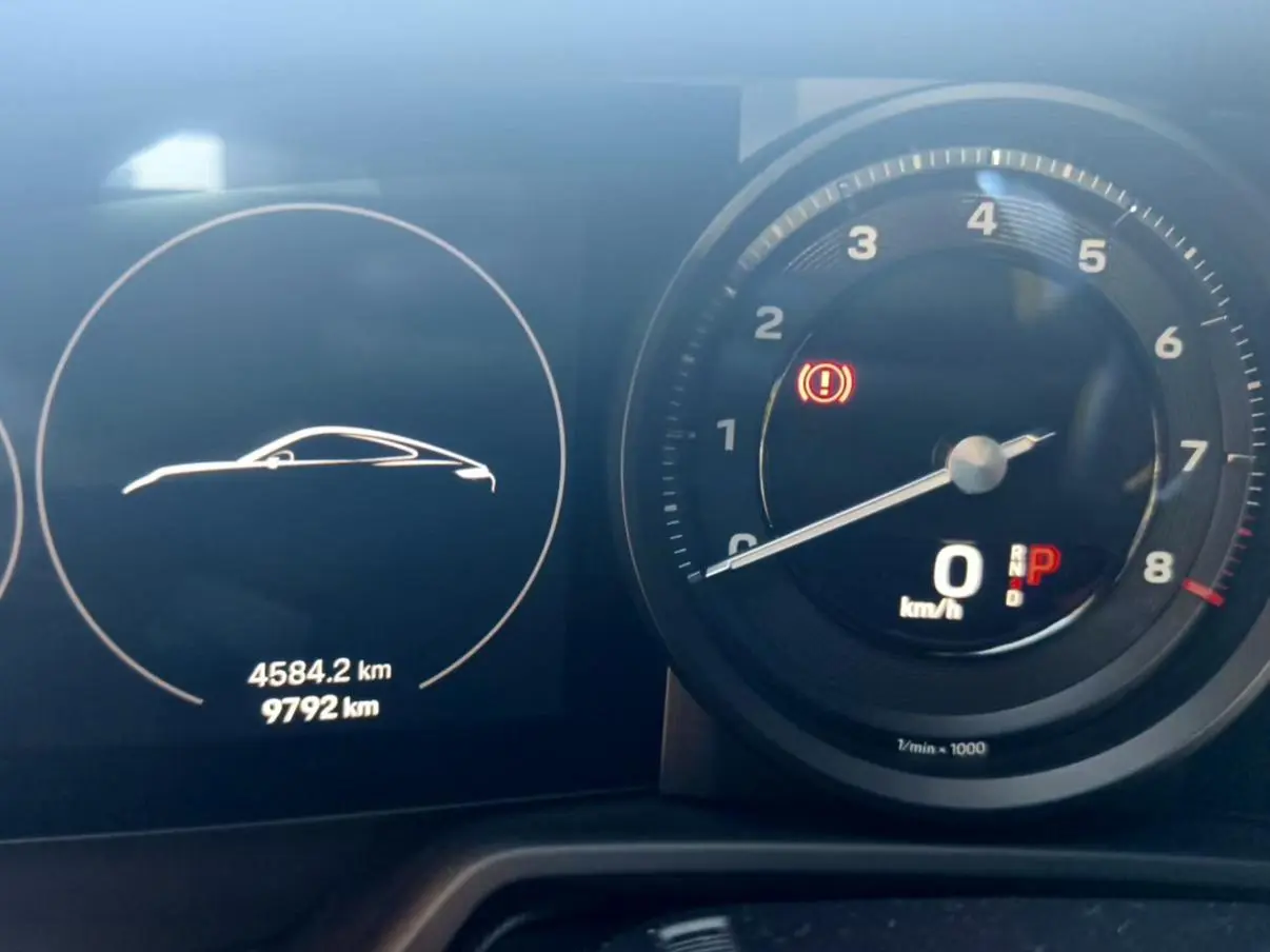 Porsche 911 2023 Carrera 3.0T